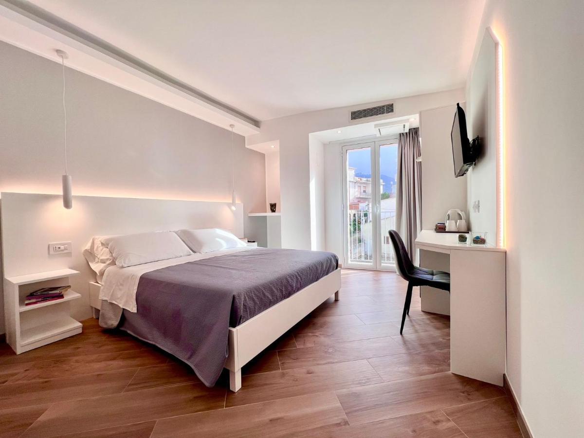 Tropea Il Tridente Accommodations Exterior foto